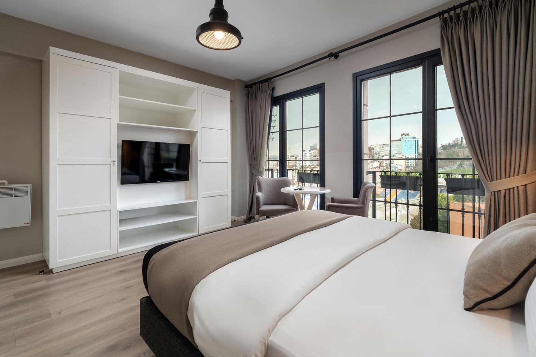 Urban Quarters - Tepebasi Aparthotel Istanbul Bagian luar foto