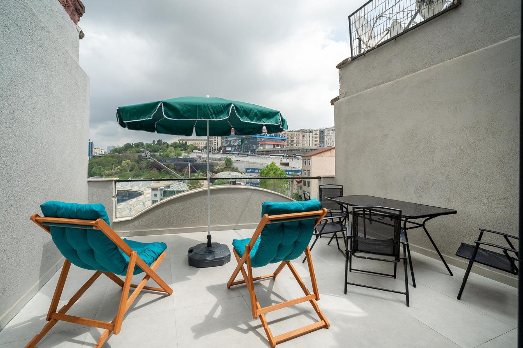 Urban Quarters - Tepebasi Aparthotel Istanbul Bagian luar foto